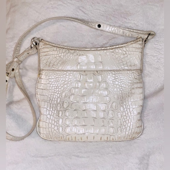 BRAHMIN Ivory Bone Crocodile Crossbody Bag - Picture 3 of 15
